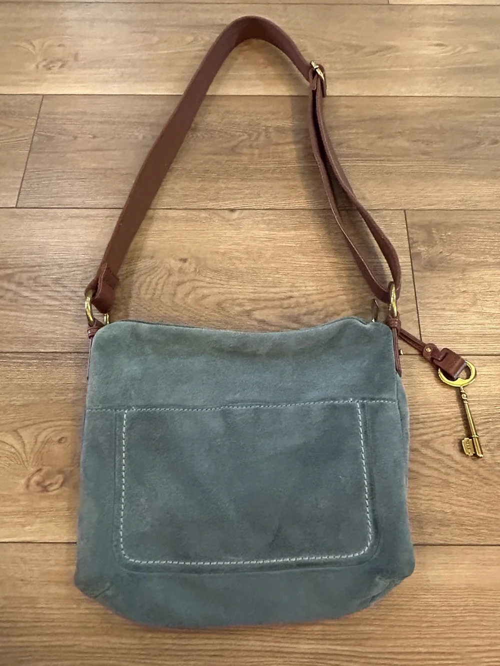 Fossil Long Live Vintage Blue Suede Leather Crossbody Shoulder Bag Key Charm